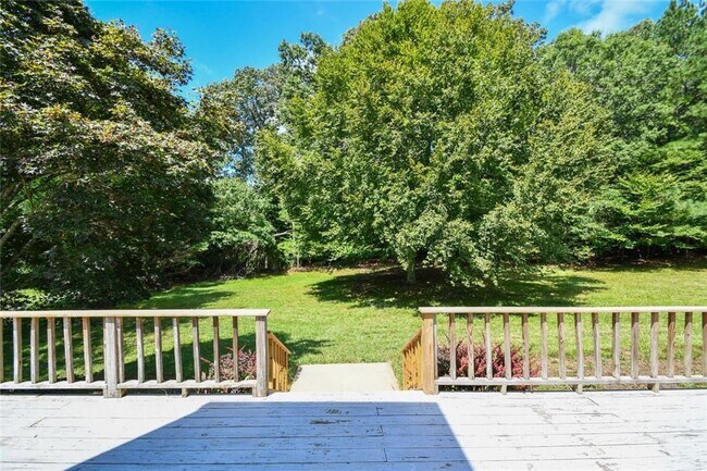 Building Photo - 17040 Birmingham Rd