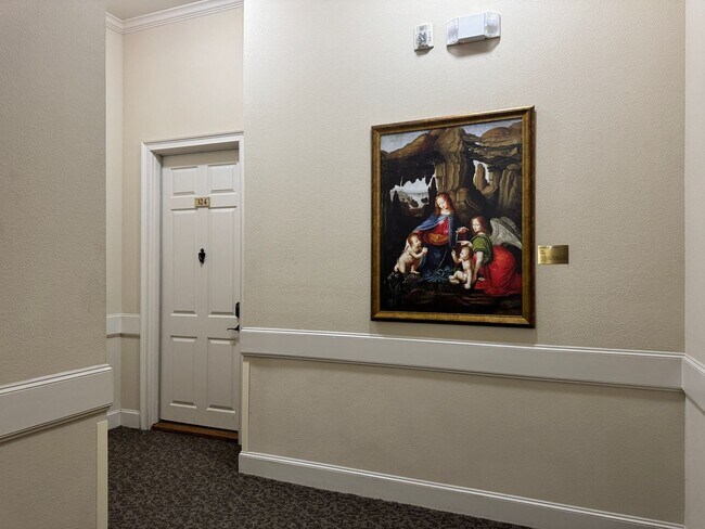 Building Photo - 3351 Cascades Ct