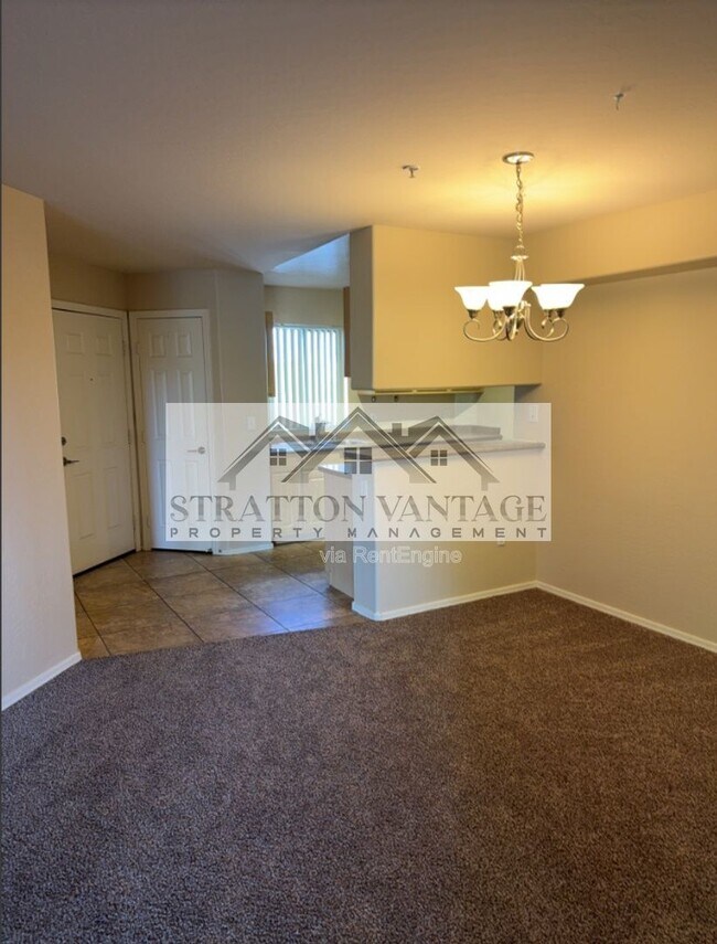 Building Photo - 1287 N Alma School Rd