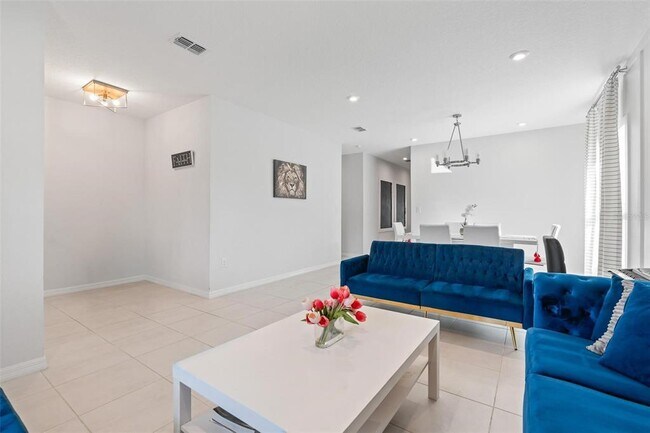 Building Photo - 5219 Tuscany Ln