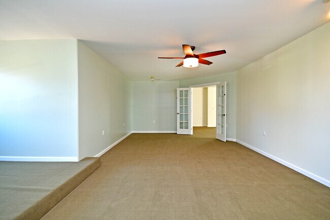 Building Photo - 400 Sunward Path