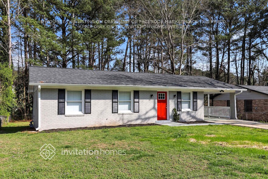 Building Photo - 3054 Cottonwood Dr SE
