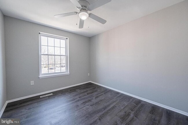 Building Photo - 10716 Cordage Walk