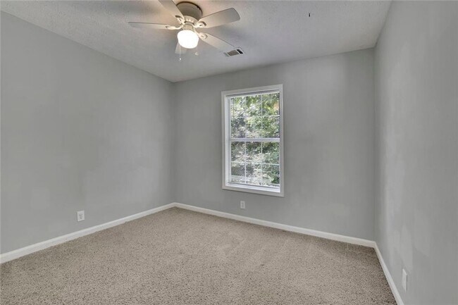 Building Photo - 986 Franklin Ridge Ct