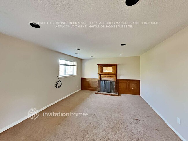 Building Photo - 8913 W 92nd Ave