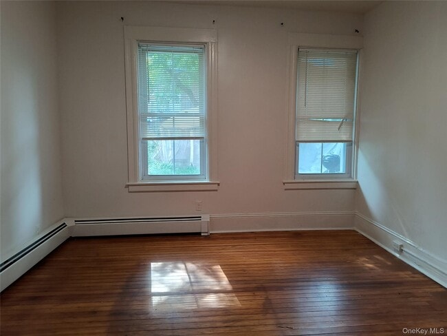 Building Photo - 169 N Miller St