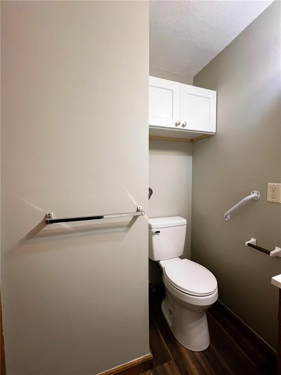 Building Photo - 44 Summit St