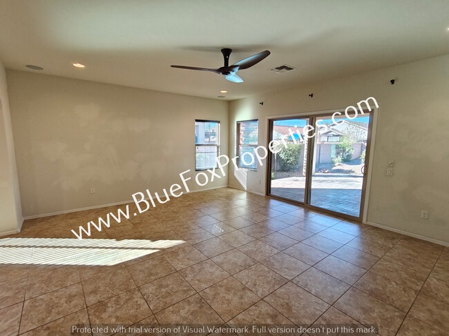 Building Photo - 11007 E White Sage Dr