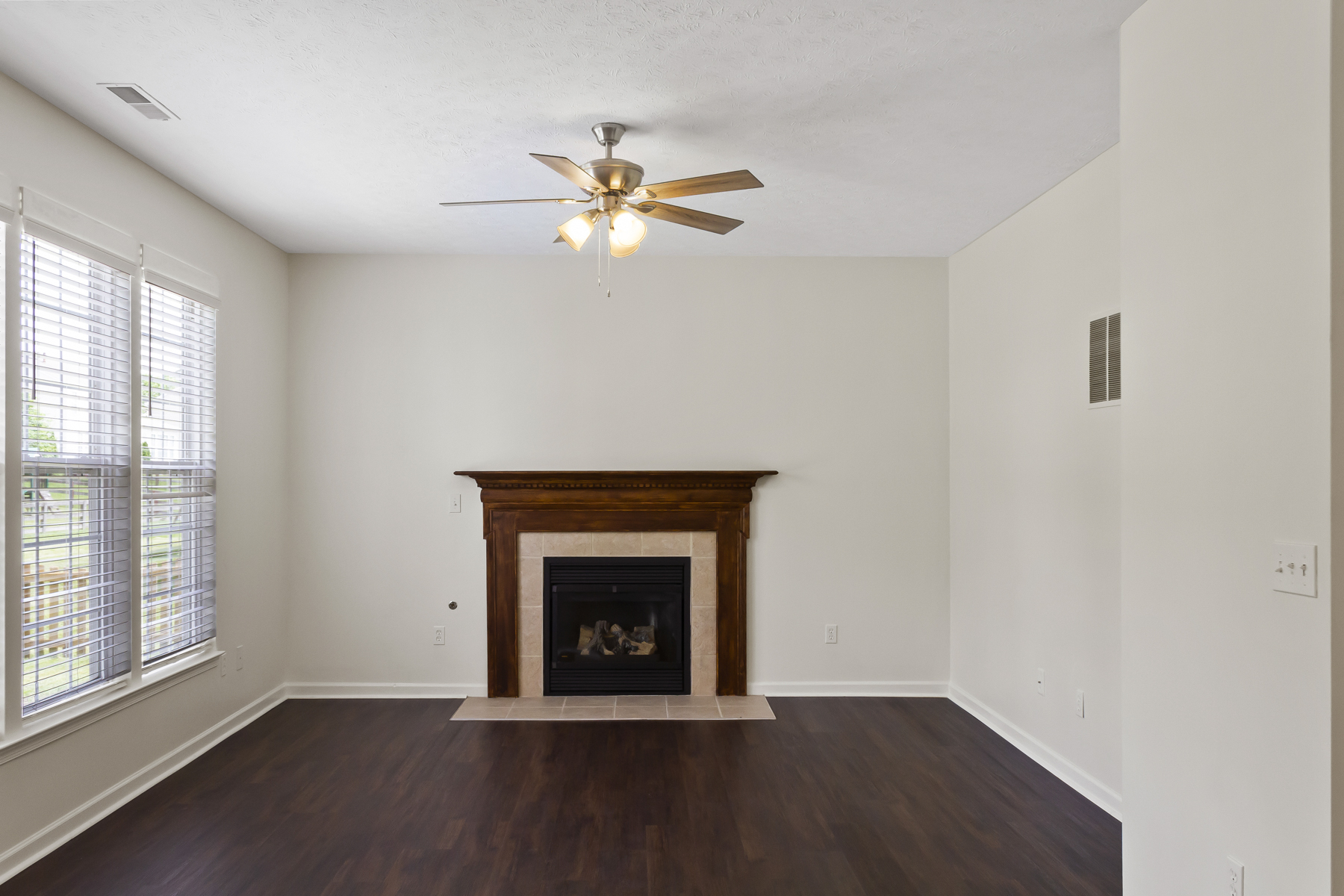 Building Photo - 344 Indian Pointe Dr