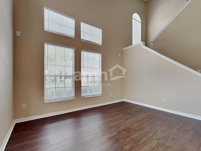 Building Photo - 10602 Drayton Ct