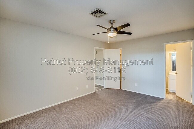 Building Photo - 20420 N 6th Dr