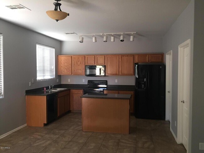 Primary Photo - 17431 W Banff Ln