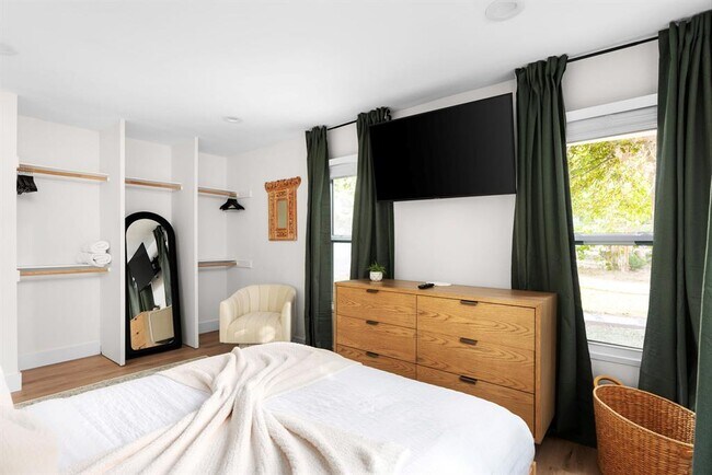 Building Photo - 8814 Laverty Pl