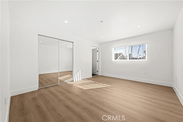 Building Photo - 2002 Hillcrest Dr