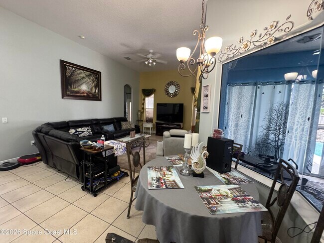 Building Photo - 5900 Herons Landing Dr