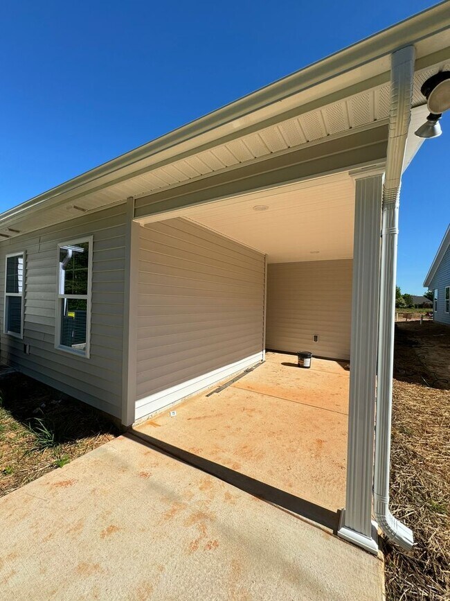 Building Photo - 145 Brawley Villas Pl