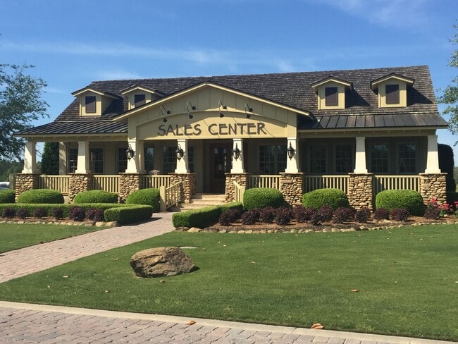 Building Photo - Turnkey 3 Bedroom Home in Firefly Community at Hammock Bay!