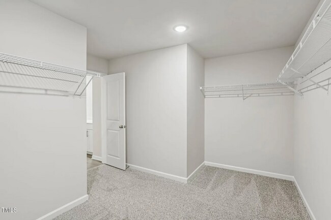 Building Photo - 314 White Birch Ln