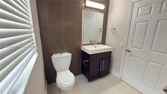 Building Photo - 1792 Aspen Ln