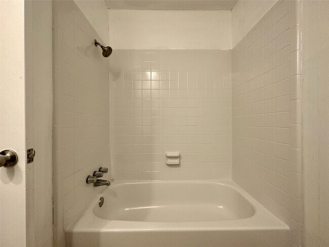 Building Photo - 5651 Condon Ln