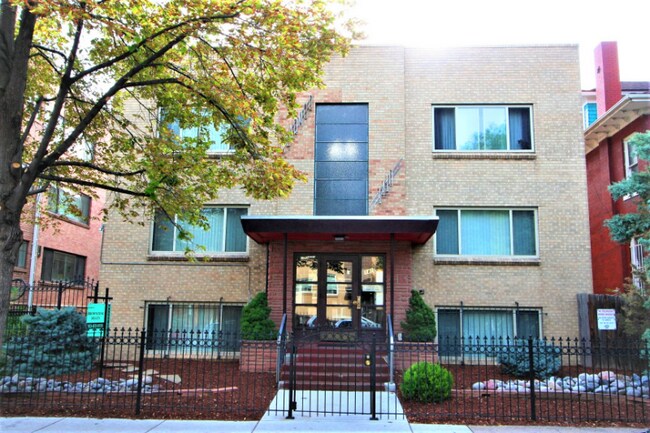 Primary Photo - 1410 Pearl St