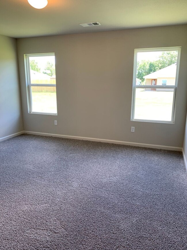 Building Photo - New 3bed/2bath Home in Brody Reed Subdivision