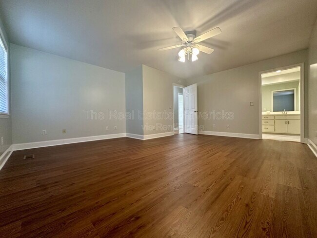 Building Photo - 620 Harp Switch Rd