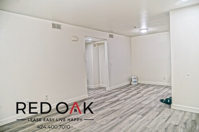 Building Photo - 505 E Rialto Ave