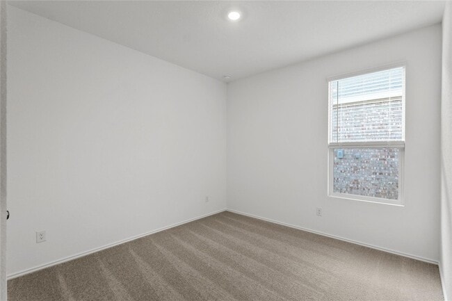Building Photo - 172 Rodney Boat Rd