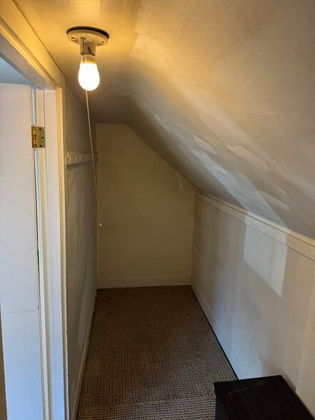 Building Photo - 67 Washington St