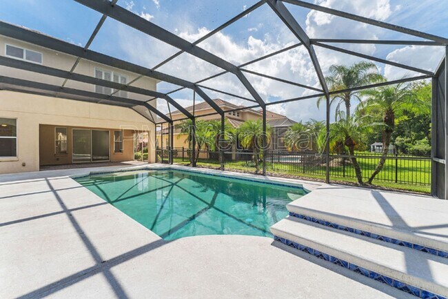 Building Photo - 10886 Cory Lake Dr