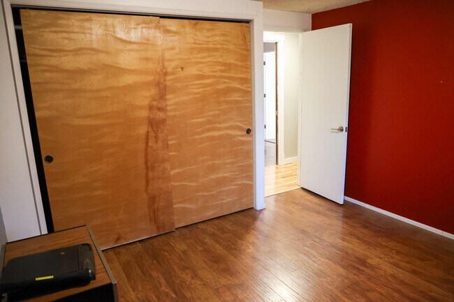Building Photo - 2785 Malibu Way