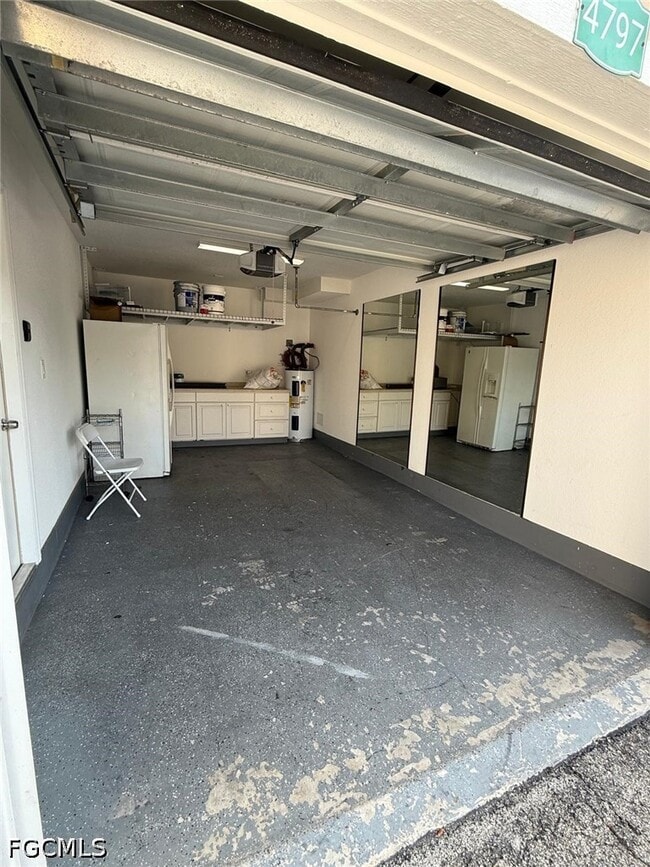 Building Photo - 4797 Albacore Ln