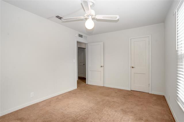 Building Photo - 5832 Locke Ave