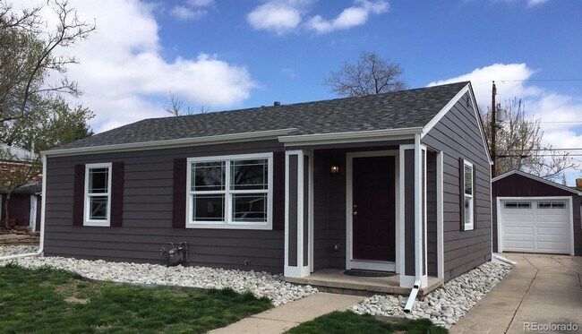 Primary Photo - Updated Chaffee Park Home