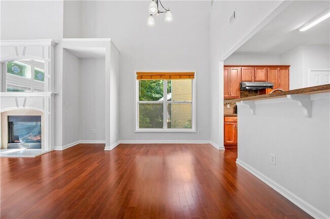 Building Photo - 2113 Worrall Hill Dr
