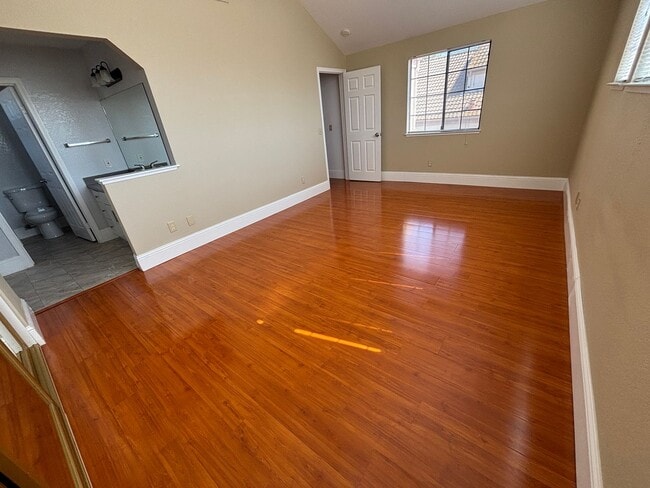 Building Photo - 8837 La Margarita Way