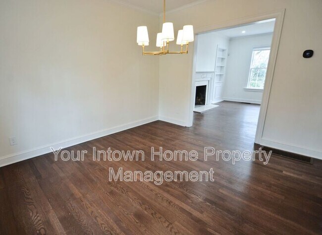 Building Photo - 1861 Ardmore Rd NW