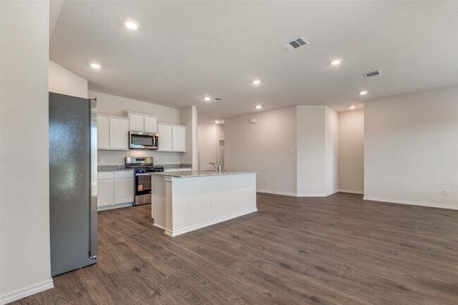 Building Photo - 4113 Turquoise Ave