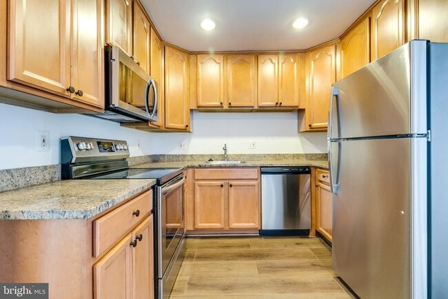 Building Photo - 9836 Sweet Mint Dr
