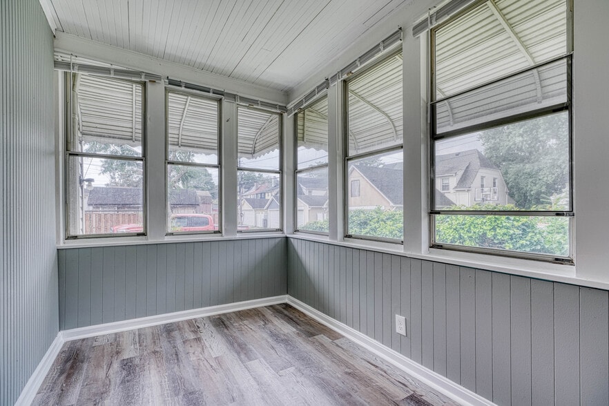 Building Photo - 5 Sunship Rd