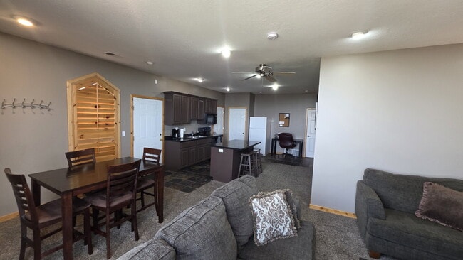 Building Photo - 2456 Bonneville Terrace Dr