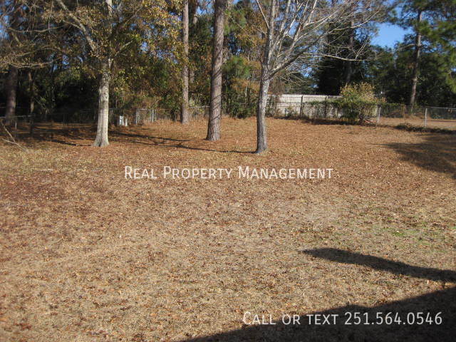 Building Photo - 5710 Green Hill Ct