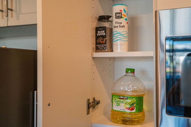 Building Photo - 9600 W Georgia Ave