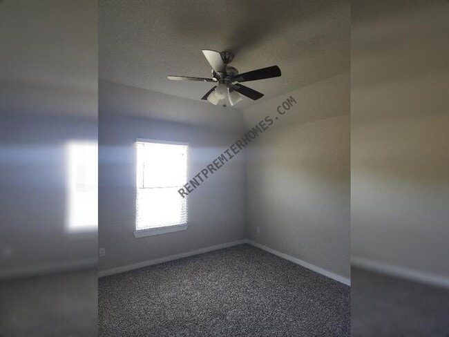 Building Photo - 4225 Andrea Ln