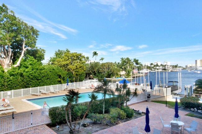 Building Photo - 740 S Federal Hwy