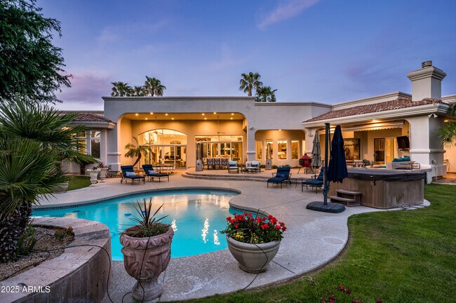 Building Photo - 6649 E Berneil Dr
