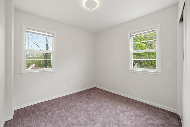 Building Photo - 59 Bernards Ave