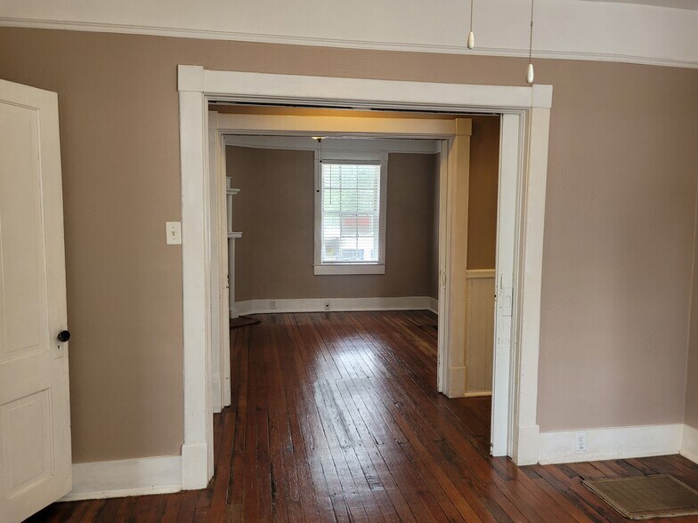 Dining - view to Living through Pocket Doors - 1215 Java Pl