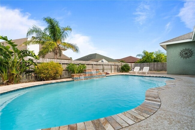 Building Photo - 14106 Coquina Bay Ave